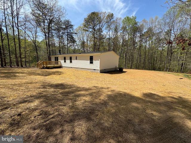 5003 HOLLY DR, Partlow, VA 22534