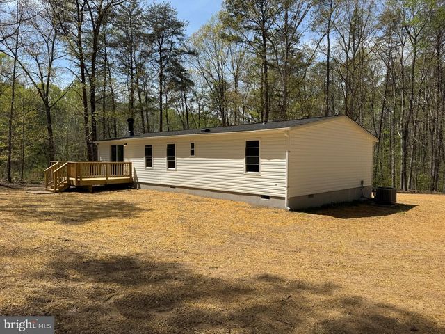 5003 HOLLY DR, Partlow, VA 22534