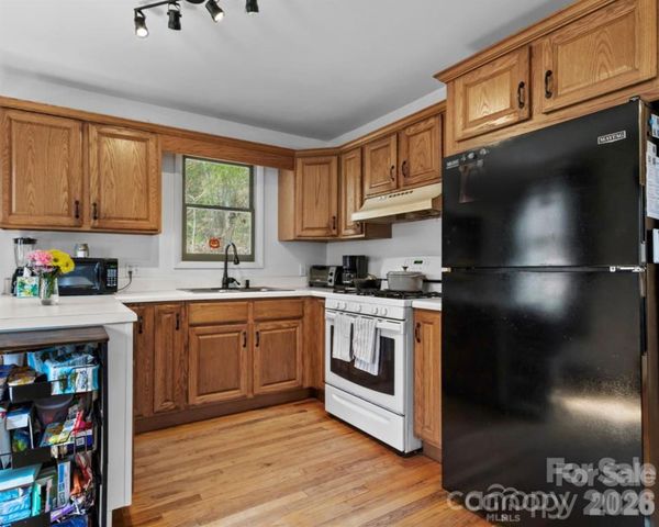 183 Stoney Fork Road, Barnardsville, NC 28709