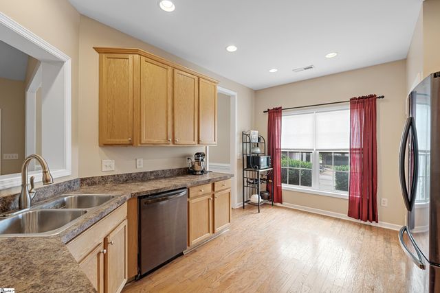 3 Frostweed Court, Simpsonville, SC 29680