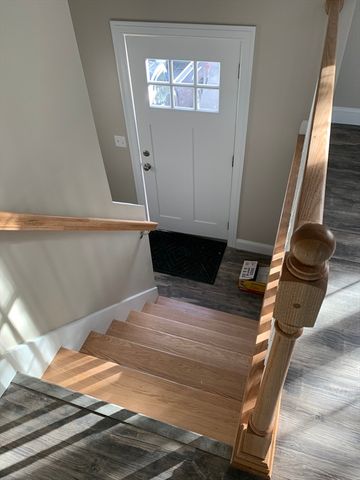 86 Beaumont Ave, Chicopee, MA 01013