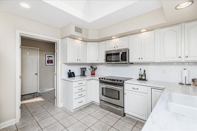 1416 SUBELLA DR, Columbia, MO 65203