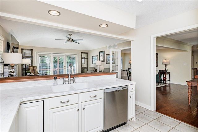 1416 SUBELLA DR, Columbia, MO 65203