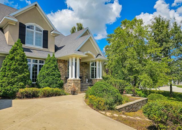 3706 Pebble Hills Dr, Fergus Falls, MN 56537