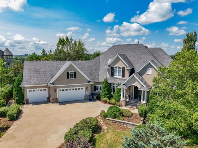 3706 Pebble Hills Dr, Fergus Falls, MN 56537