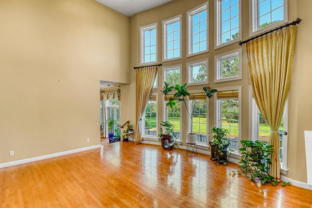 3706 Pebble Hills Dr, Fergus Falls, MN 56537