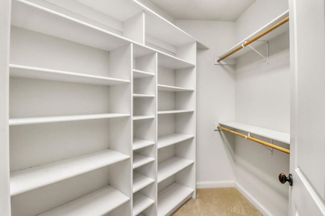 3706 Pebble Hills Dr, Fergus Falls, MN 56537