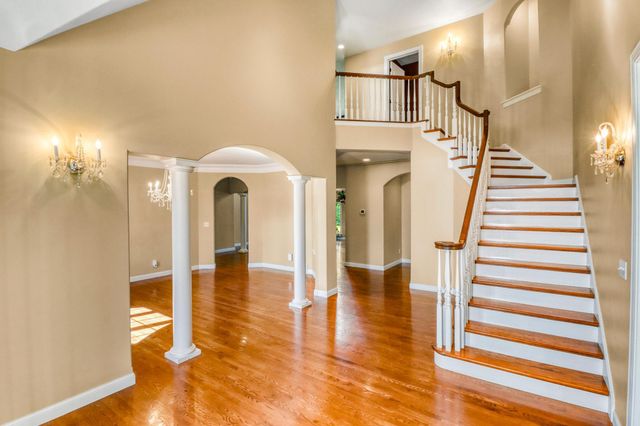 3706 Pebble Hills Dr, Fergus Falls, MN 56537