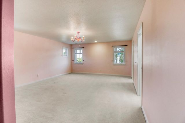 3706 Pebble Hills Dr, Fergus Falls, MN 56537