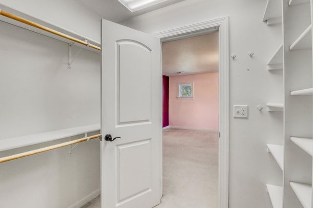 3706 Pebble Hills Dr, Fergus Falls, MN 56537