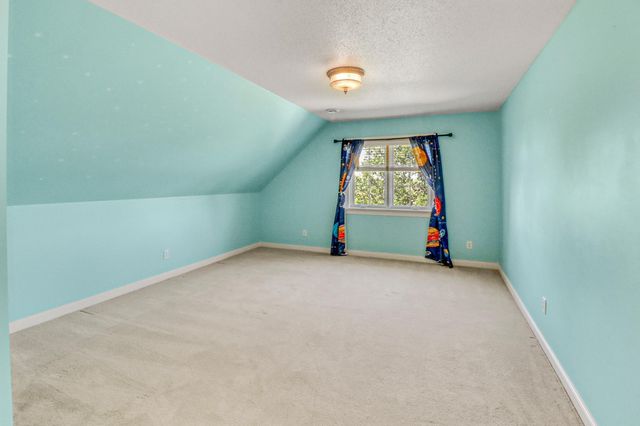 3706 Pebble Hills Dr, Fergus Falls, MN 56537