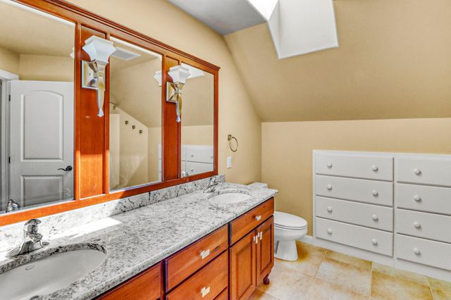 3706 Pebble Hills Dr, Fergus Falls, MN 56537