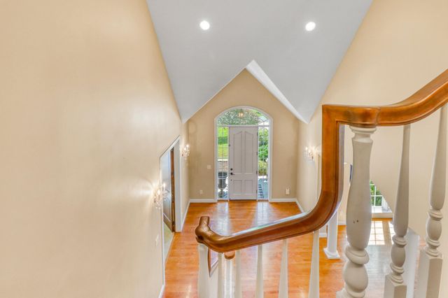 3706 Pebble Hills Dr, Fergus Falls, MN 56537