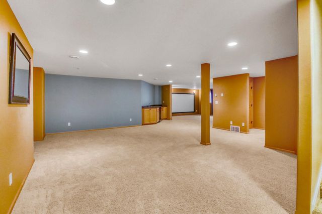 3706 Pebble Hills Dr, Fergus Falls, MN 56537