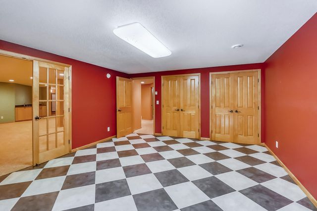 3706 Pebble Hills Dr, Fergus Falls, MN 56537