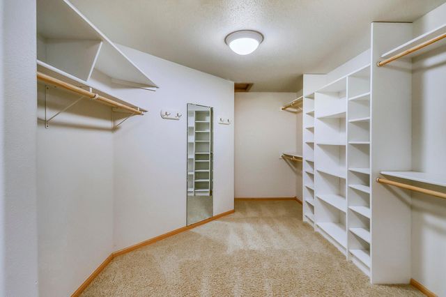 3706 Pebble Hills Dr, Fergus Falls, MN 56537