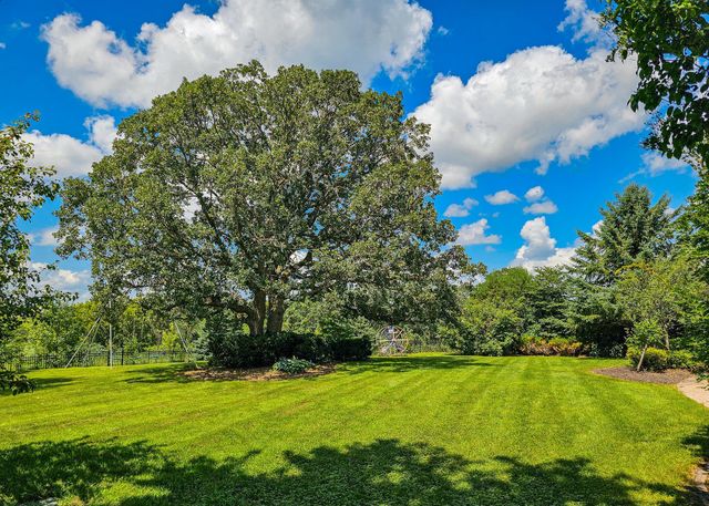 3706 Pebble Hills Dr, Fergus Falls, MN 56537