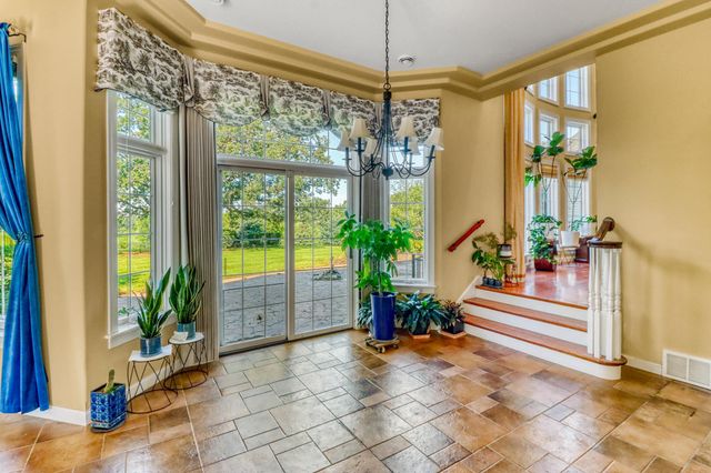 3706 Pebble Hills Dr, Fergus Falls, MN 56537