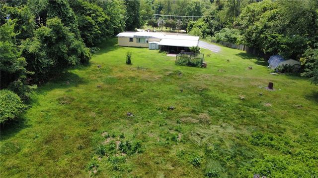 1238 Pinewood Rd, Irwin, PA 15642