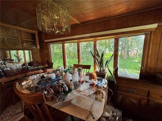 1238 Pinewood Rd, Irwin, PA 15642