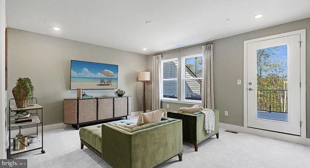 1252 CRESTED WOOD DR, Laurel, MD 20724