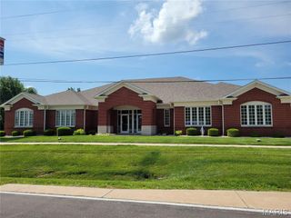 410 Crestview Drive Drive 1, O'fallon, MO 63366