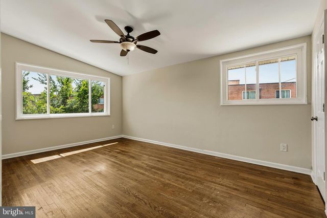 5036 EASTERN AVE NE, Washington, DC 20017