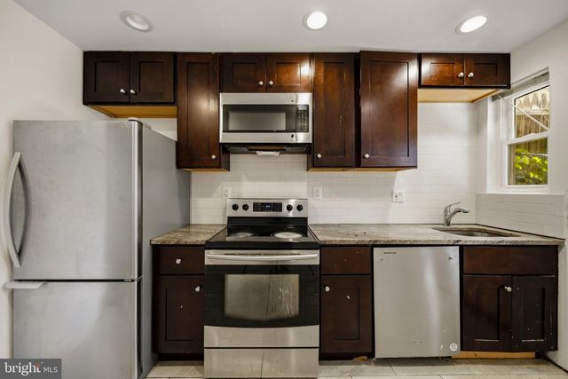 5036 EASTERN AVE NE, Washington, DC 20017