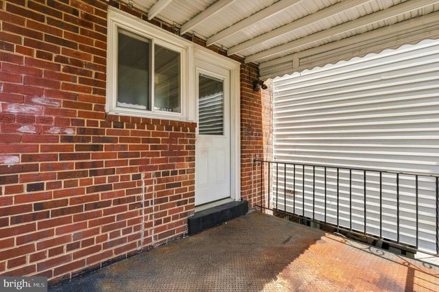 5036 EASTERN AVE NE, Washington, DC 20017