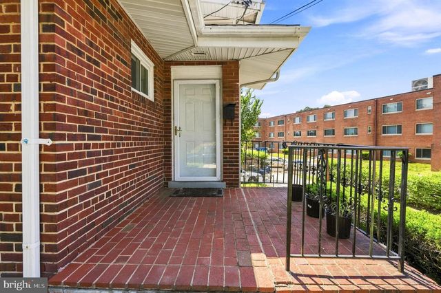 5036 EASTERN AVE NE, Washington, DC 20017