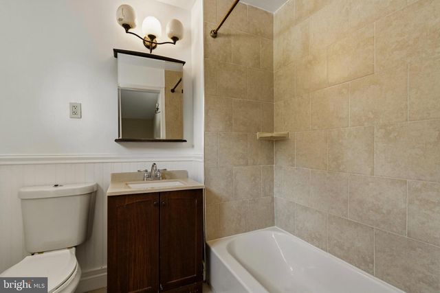 5036 EASTERN AVE NE, Washington, DC 20017