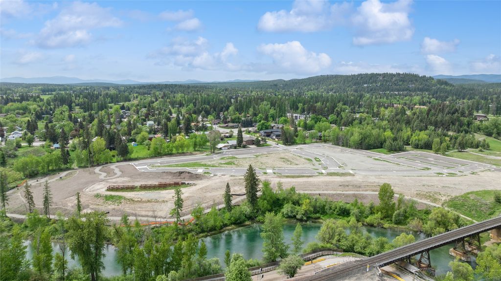 95 Karrow Avenue, Whitefish, MT 59937 photo 3