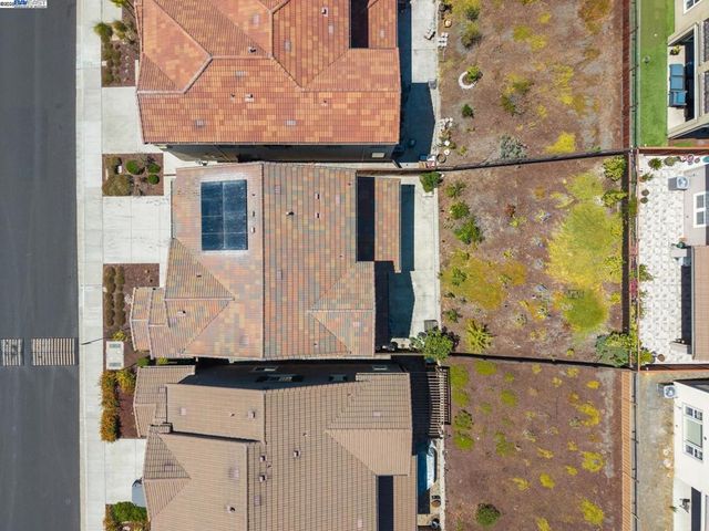 28792 Vista Grande Dr, Hayward, CA 94544