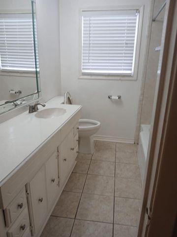 4214 Gano Street, Houston, TX 77009