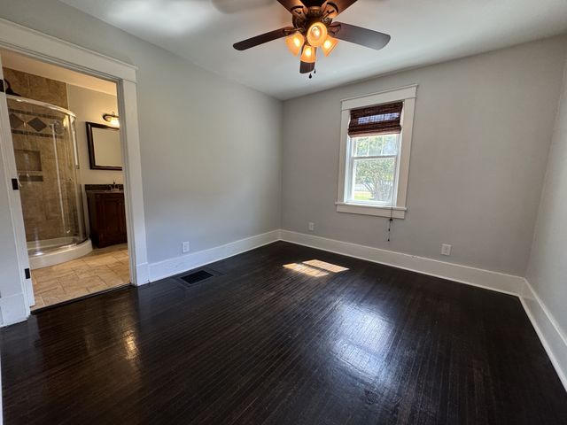 1300 Greenwood Ave, Nashville, TN 37206