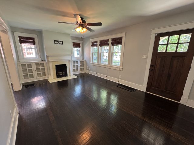 1300 Greenwood Ave, Nashville, TN 37206