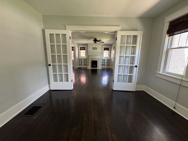 1300 Greenwood Ave, Nashville, TN 37206