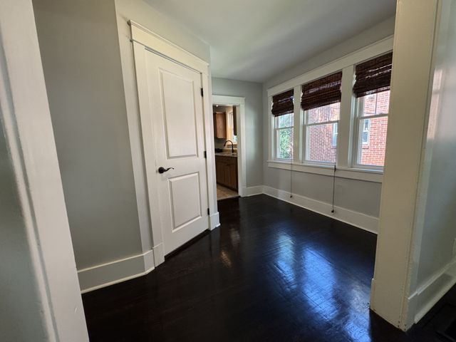 1300 Greenwood Ave, Nashville, TN 37206