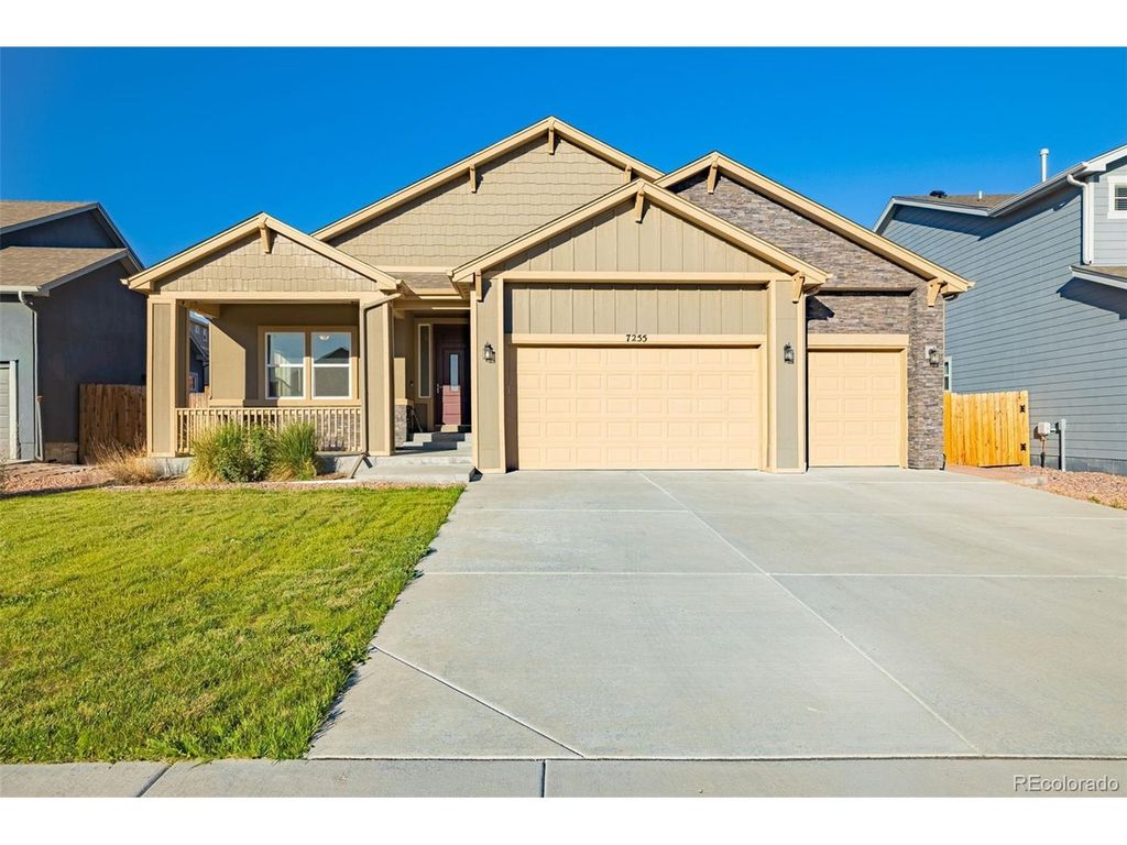 7255 Bigtooth Maple Dr, Colorado Springs, CO 80925
