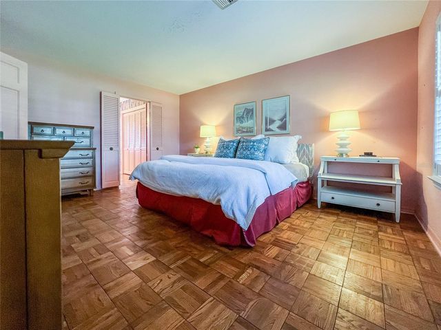 10114 HAMPTON PLACE, Tampa, FL 33618