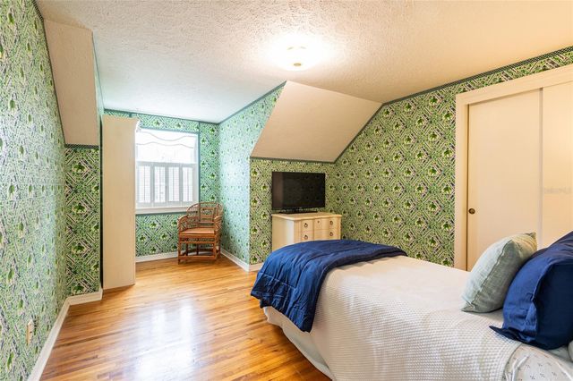 10114 HAMPTON PLACE, Tampa, FL 33618