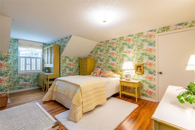 10114 HAMPTON PLACE, Tampa, FL 33618