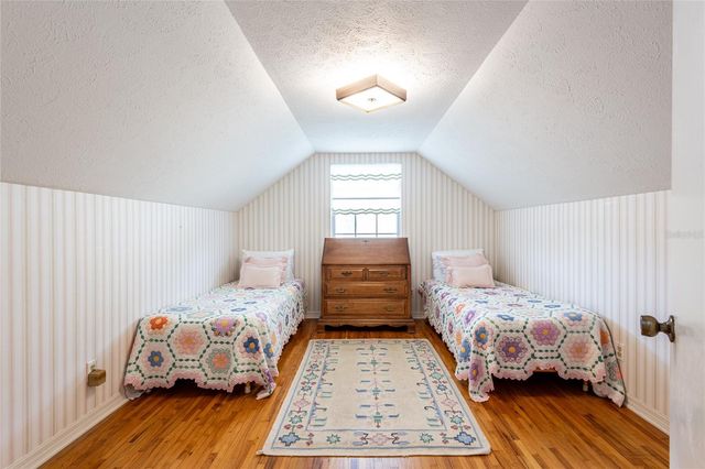 10114 HAMPTON PLACE, Tampa, FL 33618