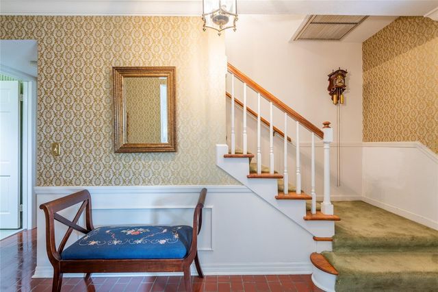 10114 HAMPTON PLACE, Tampa, FL 33618