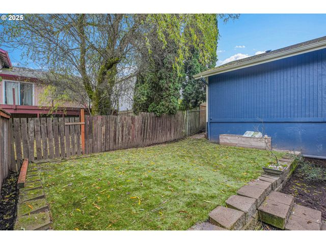 3615 Sw HUBER St, Portland, OR 97219