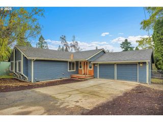 3615 Sw HUBER St, Portland, OR 97219