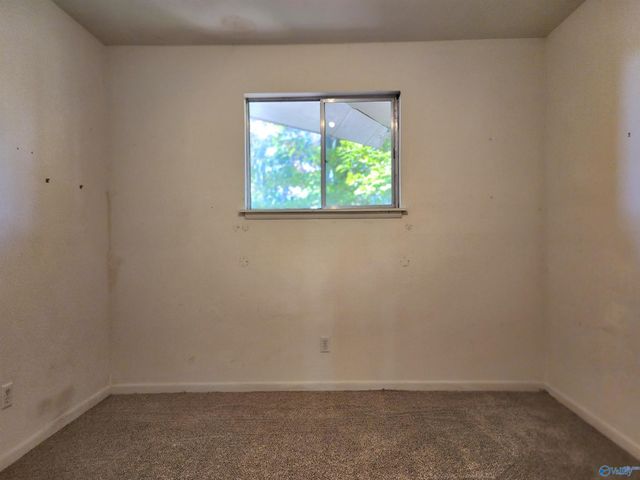 2715 Barcody Road, Huntsville, AL 35801