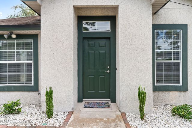 92 W 13TH Street, Atlantic Beach, FL 32233