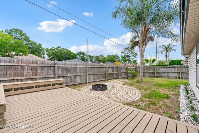 92 W 13TH Street, Atlantic Beach, FL 32233
