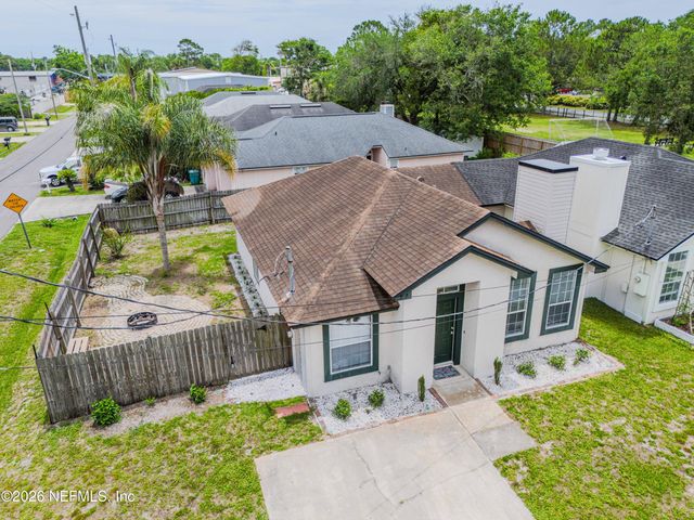 92 W 13TH Street, Atlantic Beach, FL 32233